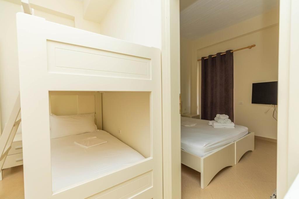 Vlorë Premier Guest House מראה חיצוני תמונה